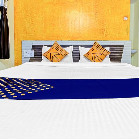 สปอต ออน 79137 ศรีกรูปา Hotel มหาบาเลชวาร์ ภายนอก รูปภาพ