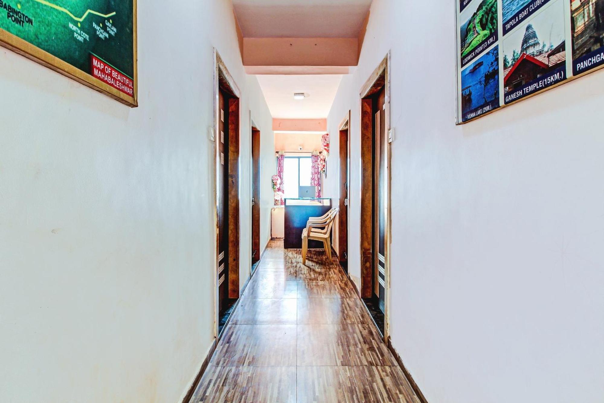 สปอต ออน 79137 ศรีกรูปา Hotel มหาบาเลชวาร์ ภายนอก รูปภาพ